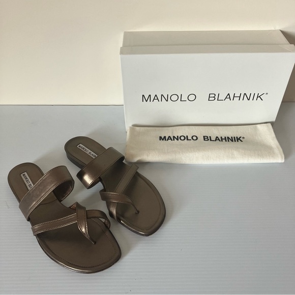 Manolo Blahnik Bronze Susa Leather Flat Sandal size EU 37.5 US 7 - Picture 2 of 10